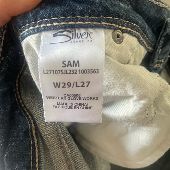 Silver Jeans - Picture 4 of 4